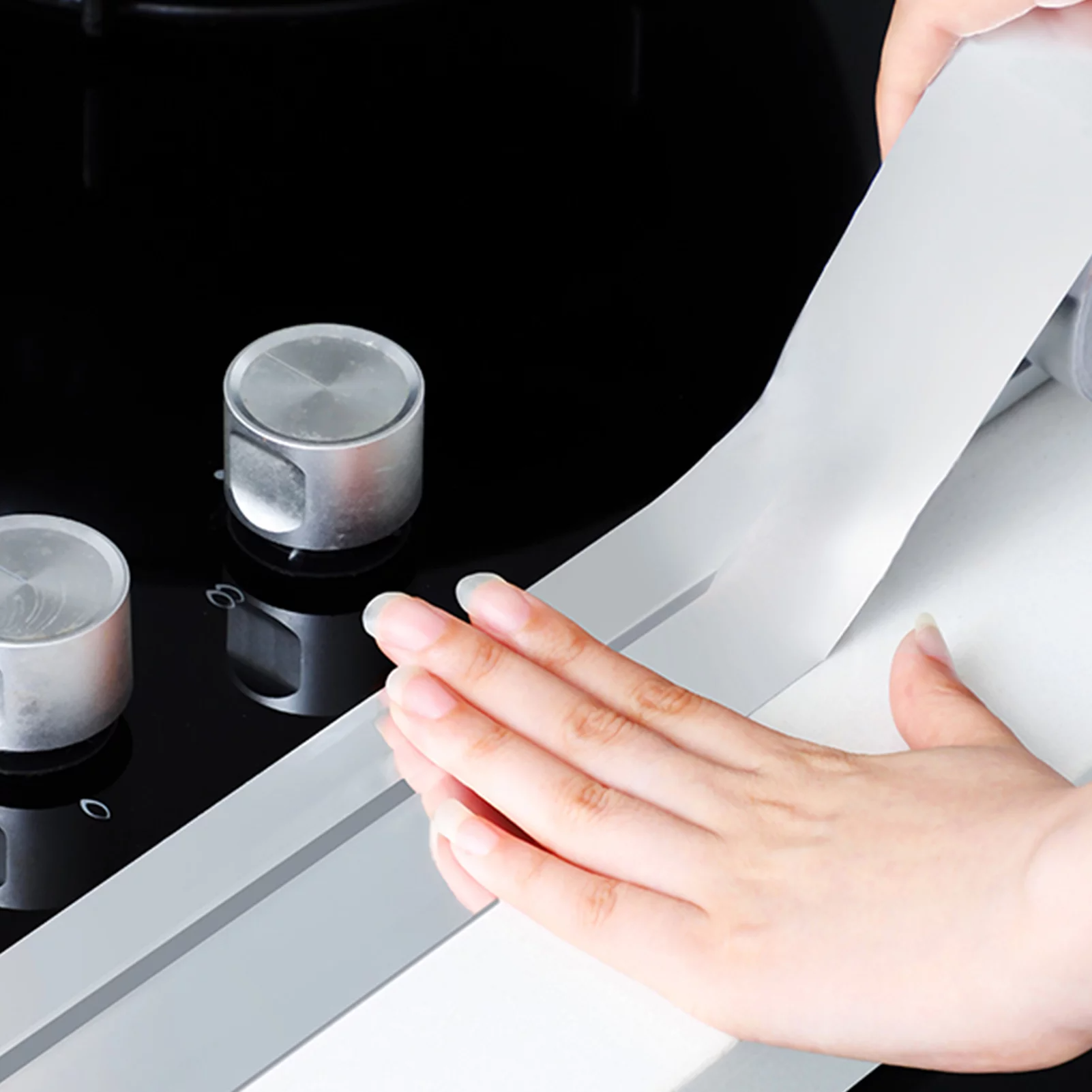 Conditiclusy Sealant Tape Self Adhesive Waterproof Aluminum Foil Oil Resistant Caulk Strip Sticker for Kitchen